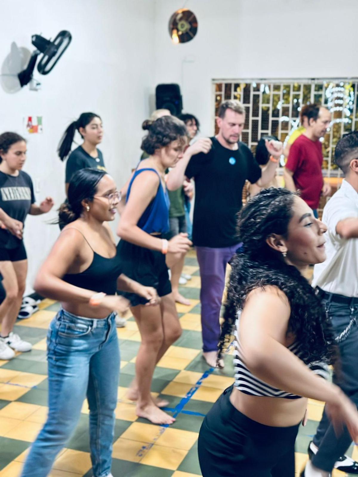 Havana Hostel Cali & Dance School 外观 照片